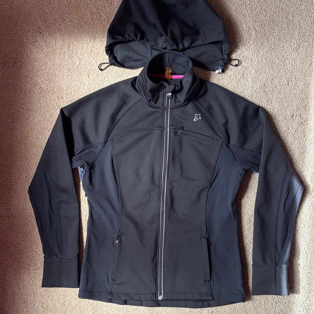 Skirt Sports Windproof Ice Queen Jacket - Small